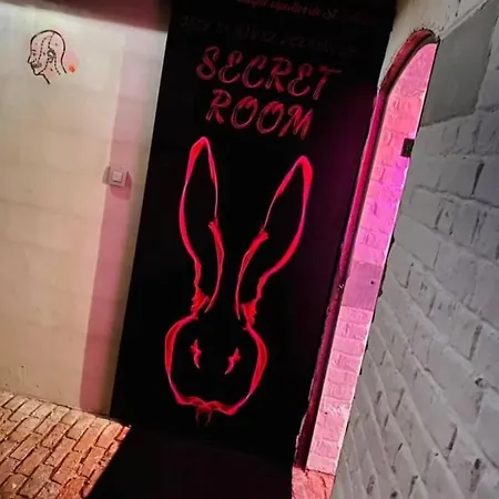 Guest house Secret Votre Coquine Et Insolite En Espace Privatif A